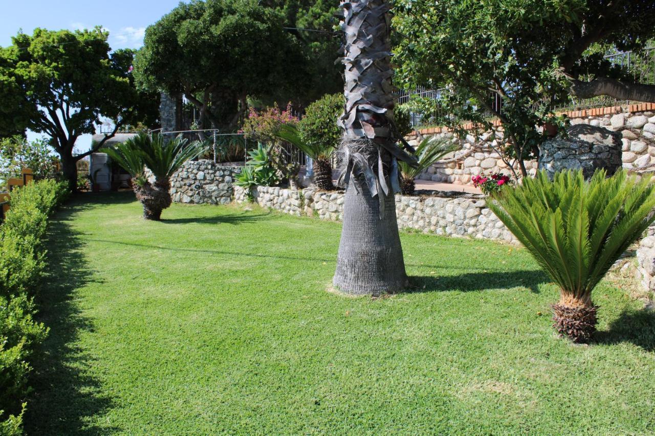 B&B Valentino Coccorino Extérieur photo